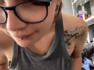 Tanya's Live Sex Cam Show