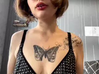 Tanya's Live Sex Cam Show