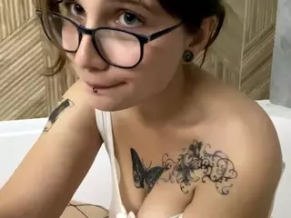 Tanya's Live Sex Cam Show