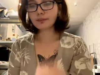 Tanya's Live Sex Cam Show