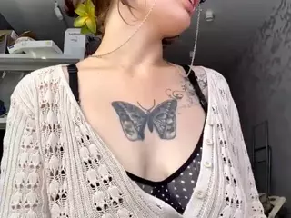 Tanya's Live Sex Cam Show