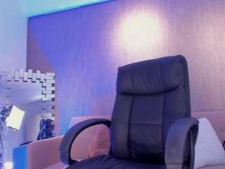  miacoxsex chat room