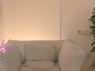MoireGriscom's Live Sex Cam Show