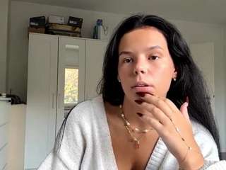 Mia