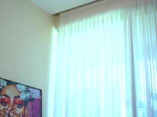 Live cam show with Mia