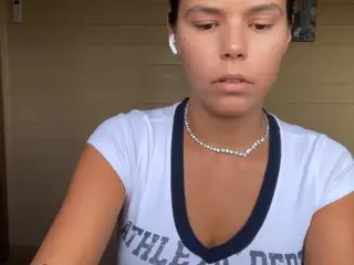 Mia's Live Sex Cam Show