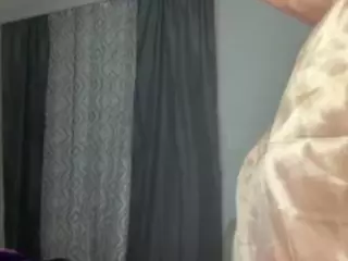 BadMonica01's Live Sex Cam Show