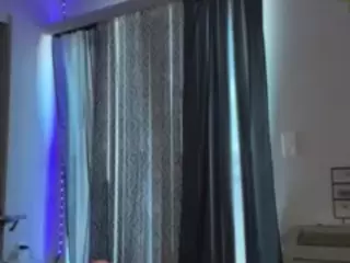 BadMonica01's Live Sex Cam Show