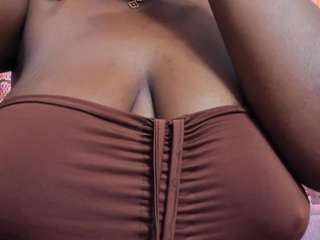 neffertiryebonny