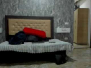 pameelajones Live Webcam on CamSoda