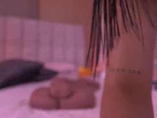 Live webcam model samantha-lw on Soda Cams