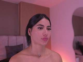 samantha-lw's CamSoda show and profile