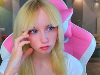 sunnyjane's CamSoda show and profile