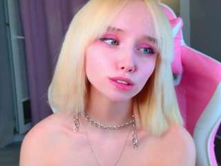 le modèle sunnyjane est en webcam porno dans un show sur le site camsoda, il possède les tags suivants: amateur,ass,blowjob,dildo or vibrator,fingering,flashing,lovense,normal,teen 18,toys,young adult,hd