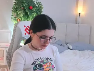AmmyKlovert's Live Sex Cam Show
