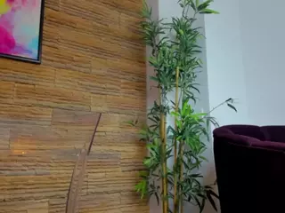 Cupcake-Izzy's Live Sex Cam Show