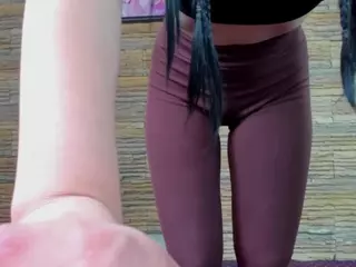 Cupcake-Izzy's Live Sex Cam Show