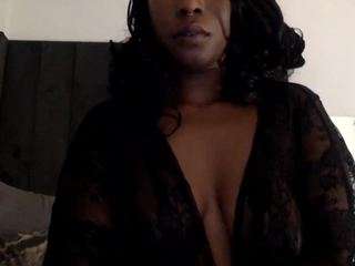 Live webcam model currentsea on Soda Cams