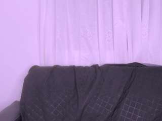 dylan-kisss Live Webcam on CamSoda