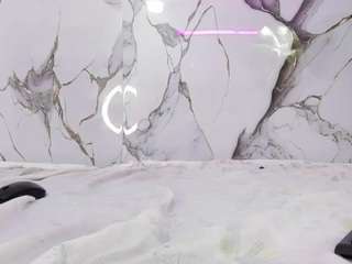 elaiinestark webcam model