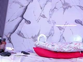  elaiinestark chat room