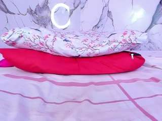  elaiinestark chat room