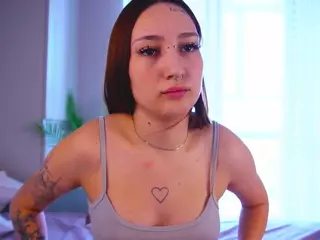 tatted Judy's Live Sex Cam Show