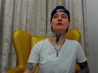 kennyandsellena webcam