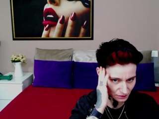 kennyandsellena, female webcam model,  years old, on live webcam