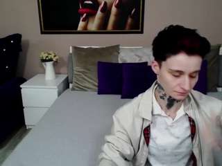 kennyandsellena Live Webcam on CamSoda