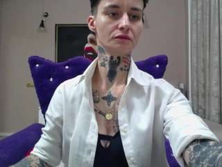 kennyandsellena's CamSoda show and profile