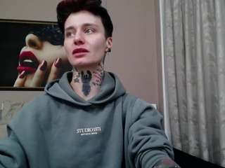 kennyandsellena's CamSoda show and profile