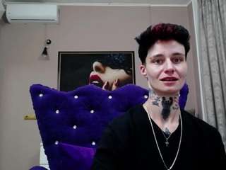 Эта модель сейчас онлайн. kennyandsellena
