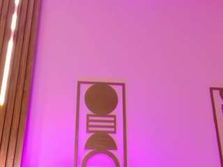  lia-cooper chat room