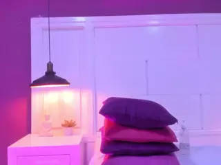 Lia-Cooper's Live Sex Cam Show