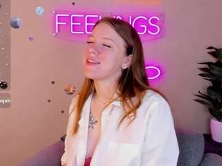lori-shannon webcam