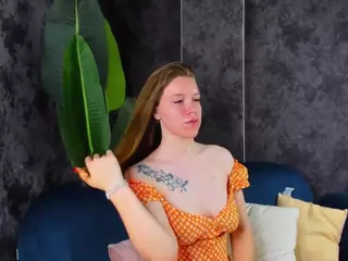 Lori-Shannon's Live Sex Cam Show
