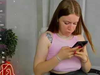 Lori-Shannon's Live Sex Cam Show