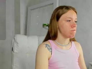 Lori-Shannon's Live Sex Cam Show