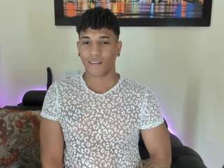 manuelandjhon from CamSoda is Freechat