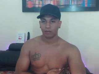 manuelandjhon webcam model
