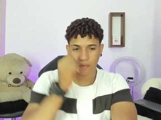 Manuelandjhon's cam show statistics and live stream