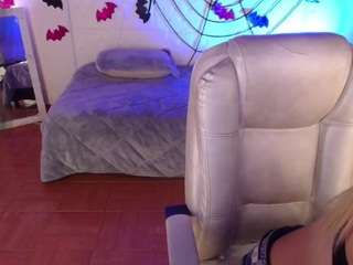 MarianaRousse18 live cam preview
