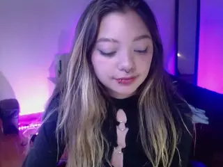 MarianaRousse18's Live Sex Cam Show