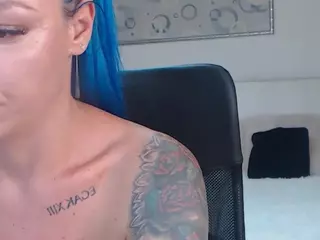 MayaWeisss's Live Sex Cam Show