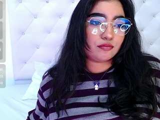 molly-curvyhot