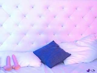 molly-curvyhot webcam