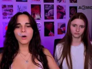 nekky-mouse live webcam show