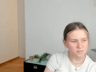NoreenCharlton's Live Sex Cam Show