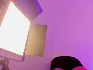 SofiaValente's Live Sex Cam Show